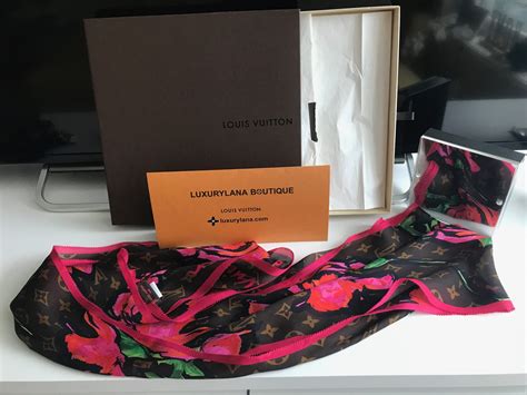 louis vuitton stephen sprouse scarf.